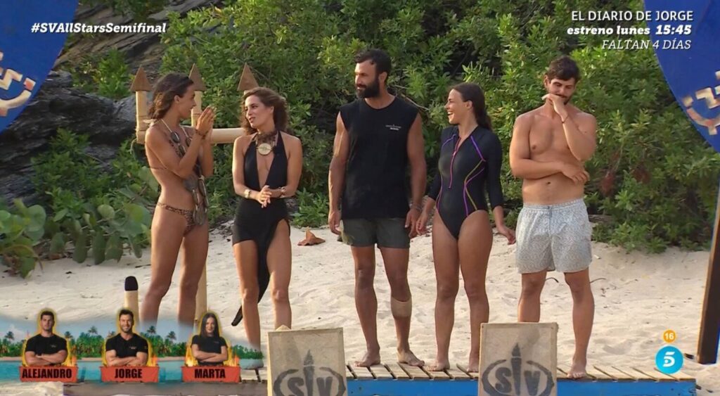 Los concursantes de 'Supervivientes: All Stars' en la prueba de recomenpsa